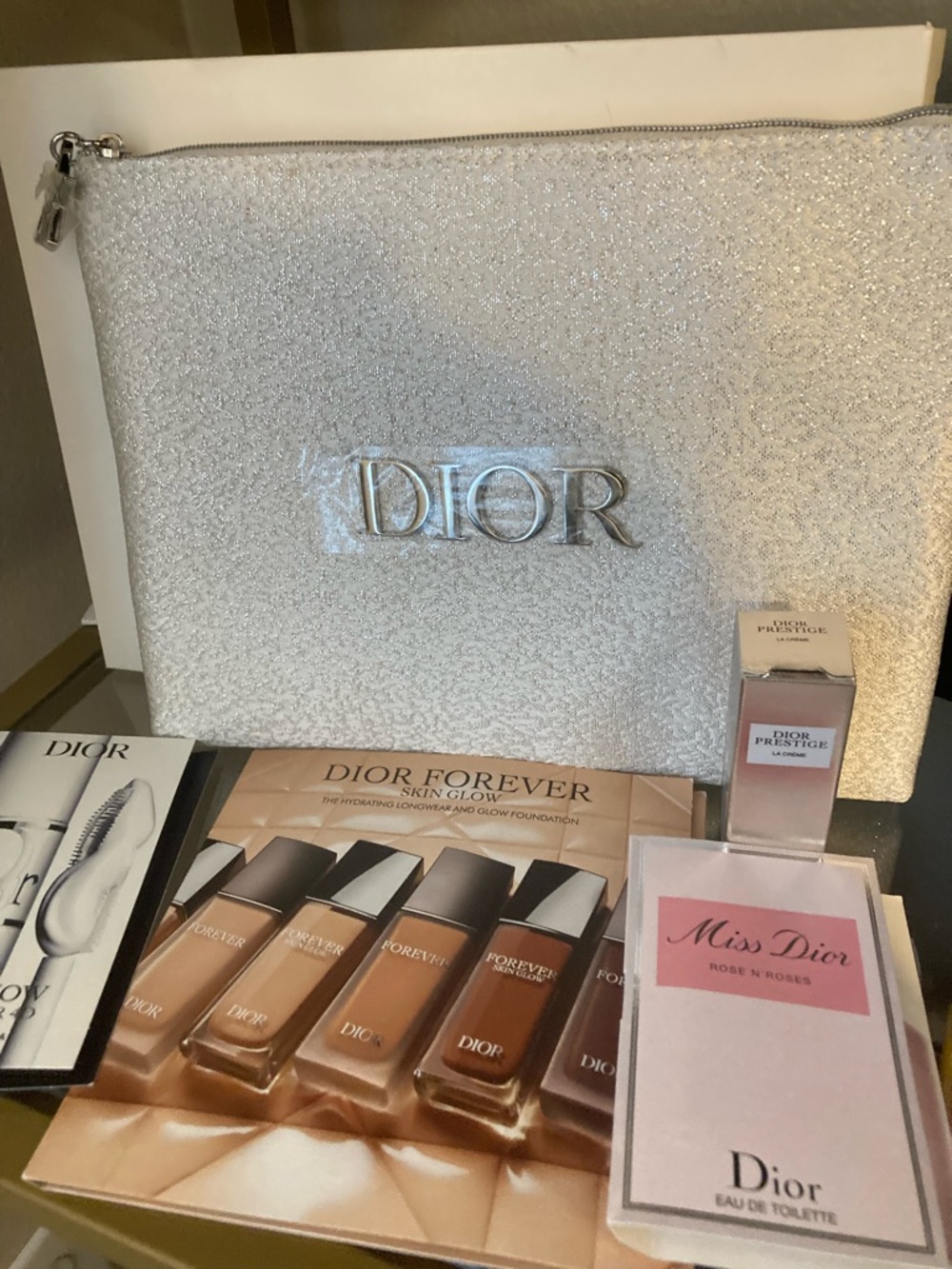 NWT lux makeup items - Picture 2 of 12